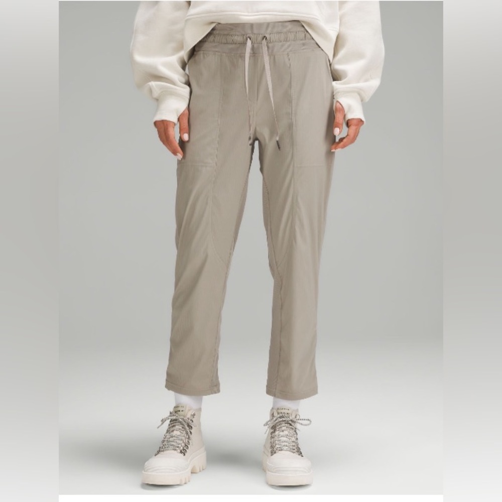 Lululemon Dance Studio mid-rise cropped pant, 4, riverstone
